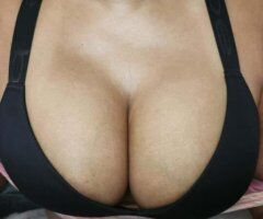 Pretty Face👄 Sexy Body - Image 3