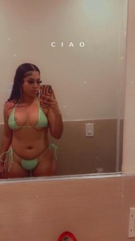 💦 exotic foreign baddie 💦 - 1