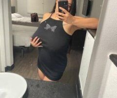 •Big NATURAL Titties •Fat Kitty & Tight Ass - Image 1