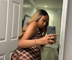 ITS TITTY TUESDAY BABY🍒👅 SLIM THICK , TIGHT , & CREAMY💦 INCALL AVAILABLE NOW🍆🍒 Topless Massage special with Happy Ending 😋🤫 - Image 2