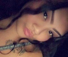 sexiest Hawaiian princess - Image 2