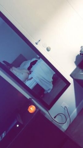 slimthick petite white girl - 1
