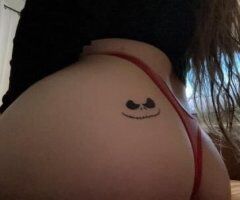 slimthick petite white girl - Image 4