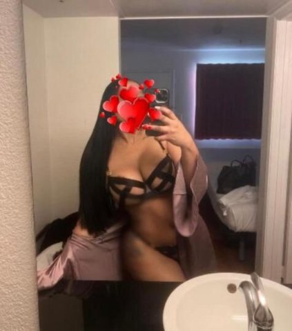 🍓I am a horny sexy young woman 💦😈I am available 😍 - 1