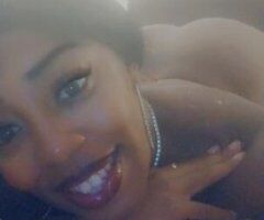 Juicy 🔥 Sexy women - Image 3
