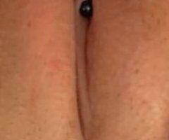 hot brunet - Image 4