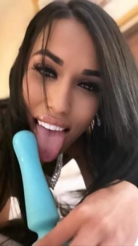incall and outucall latina sexy girl - 1