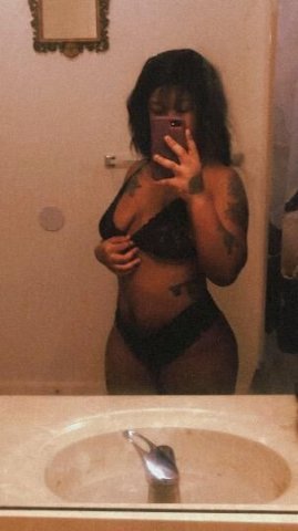 Juicy 💕🍑😍 - 1