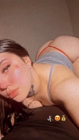 SEXY WET SNOWBUNNY . 🐰🥵💦 - 1