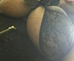 Rochester escorts - hh220 hr 350 outcalls and incalls real 3sums call now