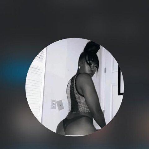 Your favorite chocolate lady - 1