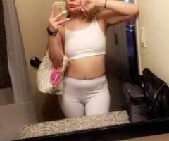 Fav bombshell looking for a wett and wild time💦🍑 - Image 2