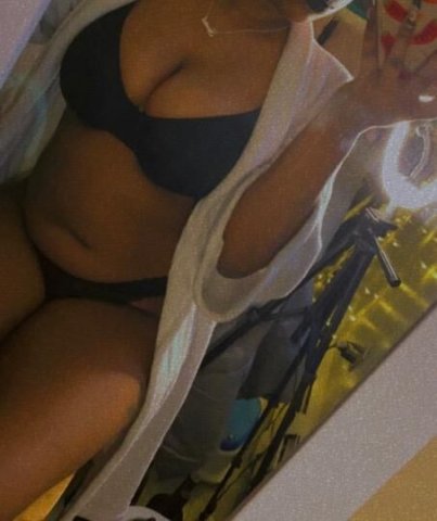 A Slut Named Starr✨ - 1