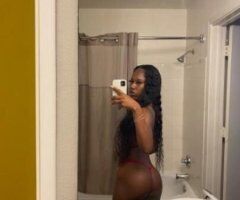 new in town incall or outcall - Image 4