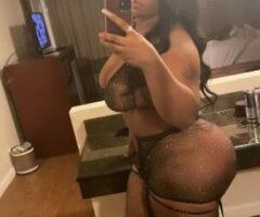 la nalgona 🍑 out only - Image 2