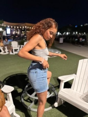 Content Creator Slim Young and Petite 💦 - 1