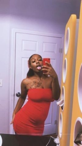 NEW TO TOWN!Tight creamy wet pussy🥰 professional non rushed satisfaction guranteed. Let me please you baby♥. ask about my 2 girl experince💦. - 1