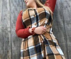 Sexy long leg blonde😘 - Image 2