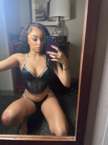 ✈EXOTIC UPSCALE BOMBSHELL✈ - 1