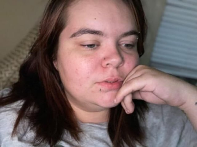 yes i sell content too and meet suck dick like candy - 1