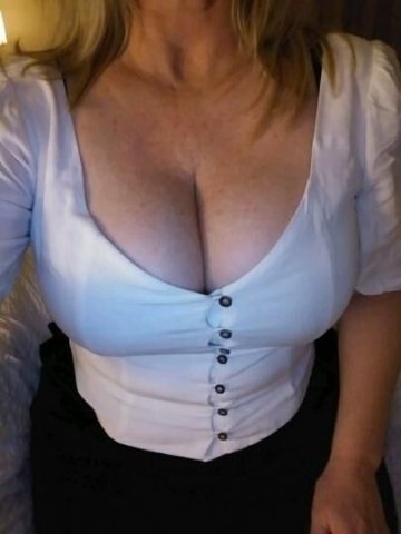 mature milf - 1