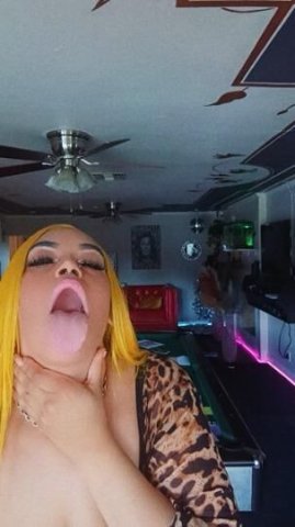 Favorite Head 👅Hunter🍑Bbw Slutty 💋 💦Squirt👄Deepthoat Queen👑 - 1