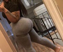 lightskin big booty INCALL - Image 4