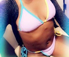 QUEEN OF DEEP THROAT💦💦💦🥰 IN TOWN CAR PLAY!! - Image 2