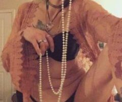 sexy hot 🔥 mature women - Image 8