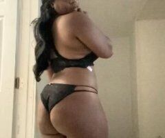 Williamsport escorts - A great time & a deep throat