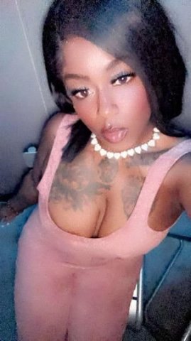 🚨🚨 New girl alert🚨🚨 - 1
