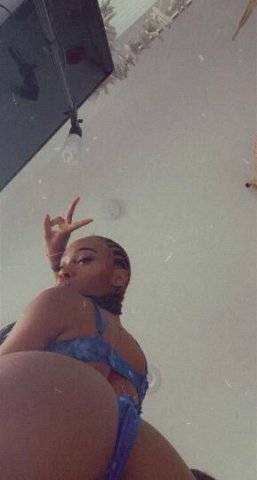 Slim brown babe ready to play in calls specials available 💦😍 - 1