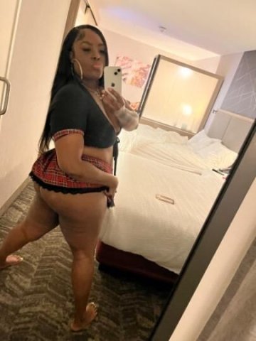 🩷THE 🅱addest POCAHONTAS 🟡SEXY🖤 STALLION💚Pussy stays WET 🩵horny💦 nympho 🩷 - 1