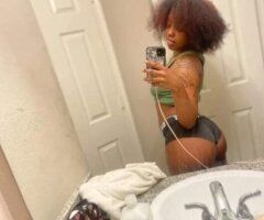 Longview escorts - Caramel P