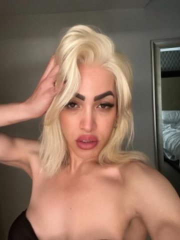 GOOD TITS-THICK COCK (TRANSFEMME) - 1