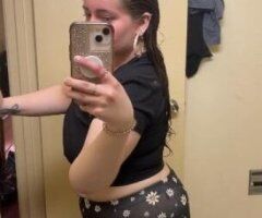 short , sexy , thick. looking to chat and see where things go - Image 4