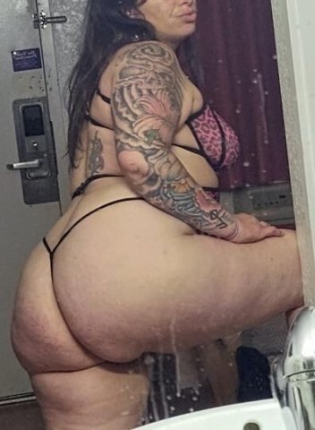 lady in streets, freaky in the sheets - 1