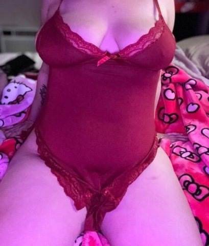Green Eyes Thick Thighs - 25 - 1