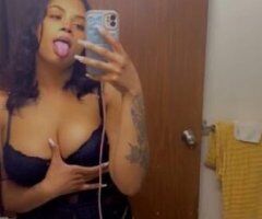 Sheboygan escorts - outcalls !!! 💋, pretty yellow bone near you. 💦🍑