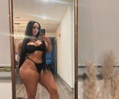 New Hot Girl in Town - 34 - Image 3