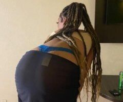 your sexybrownpetite sparkle 💕incall specials out - 21 - Image 1