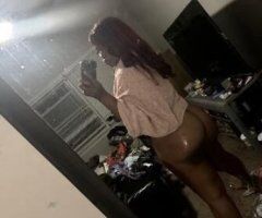 sexy and accommodating just text me😍😍😍 - Image 2