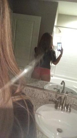 Your fun, flirty, brunette you'll love! - 28 - 1