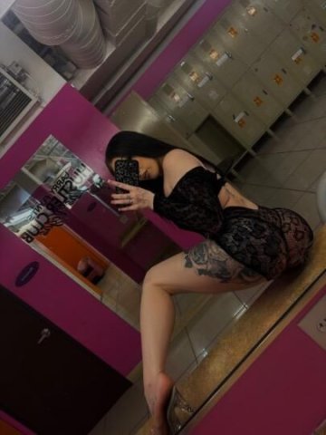🥰Sexy 5 star petite italian bombshell🥰 available 24/7💦 100% natural and real💕 - 21 - 1