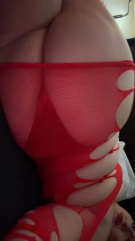 thixk latina an tall in towm for the night - 40 - 1