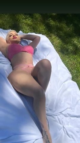 100% REAL AND NATURAL - 22 - 1