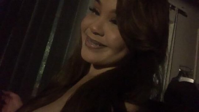 Back in town lets enjoy each others company👅🥰 - 18 - 1