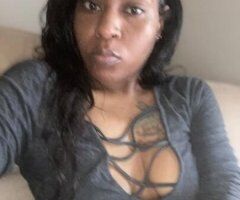 Cleveland escorts - 🍆😘white boys wya Outcall or Incall WITH PUDDLES 2 girl special - 29