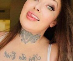 thicker than a Snicker on a stripper - 37 - Image 2