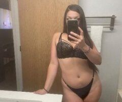 Florence escorts - NEW in Town Specials ALL day! - 24